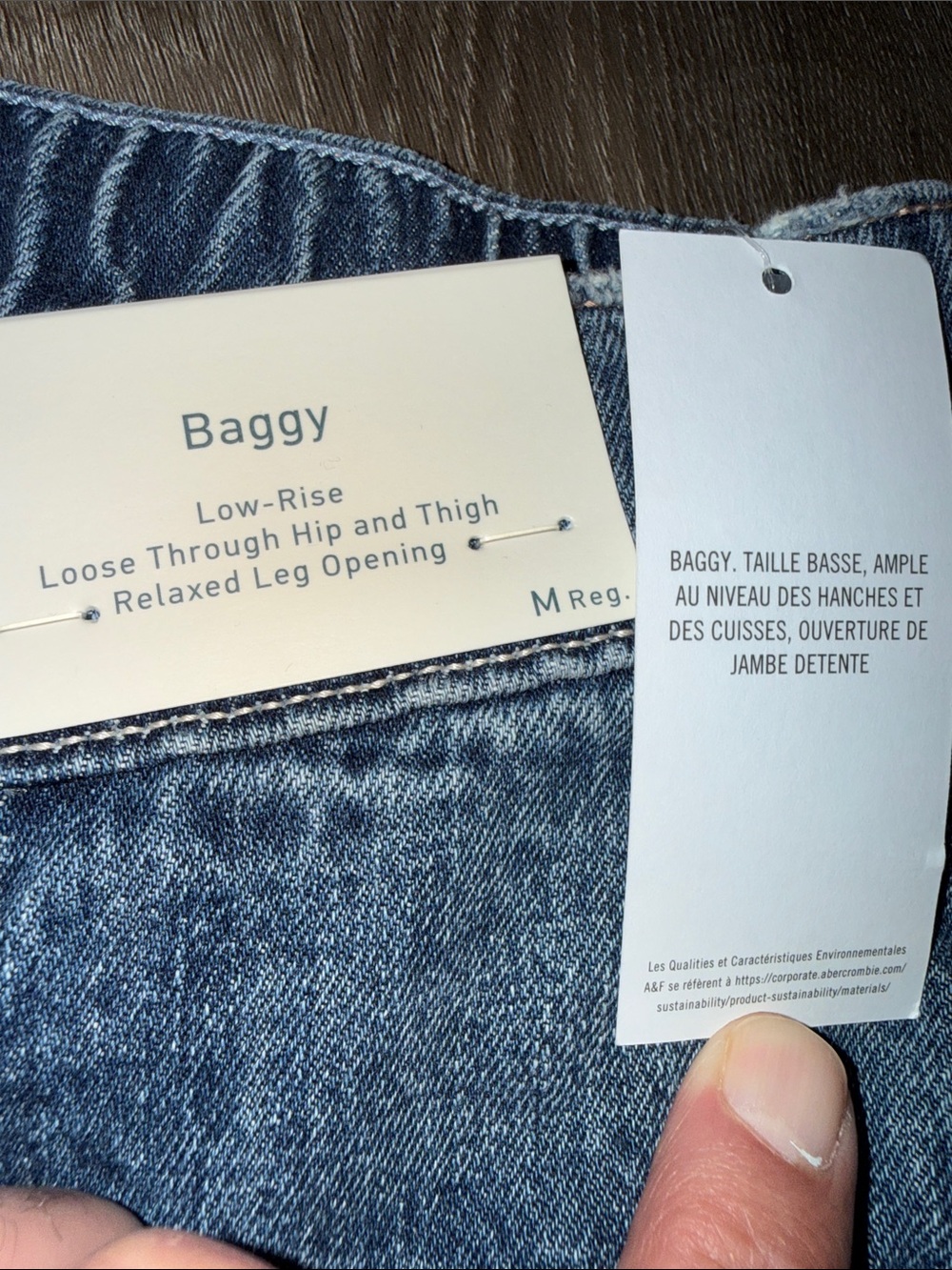 Hollister Low Rise Baggy Wide Leg Jeans - Picture 8 of 14